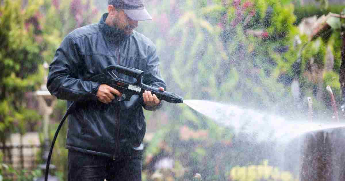 7 Common Cleaning Mistakes With Pressure Washers